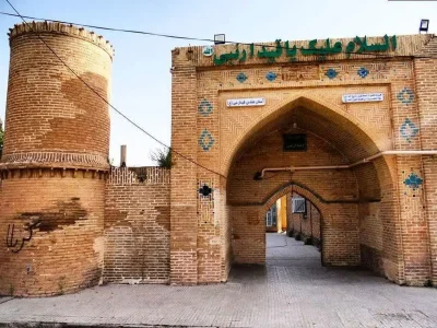 زیرزمین قدیمی بقعه قیدار نبی(ع) موزه خدابنده زنجان میراث فرهنگی