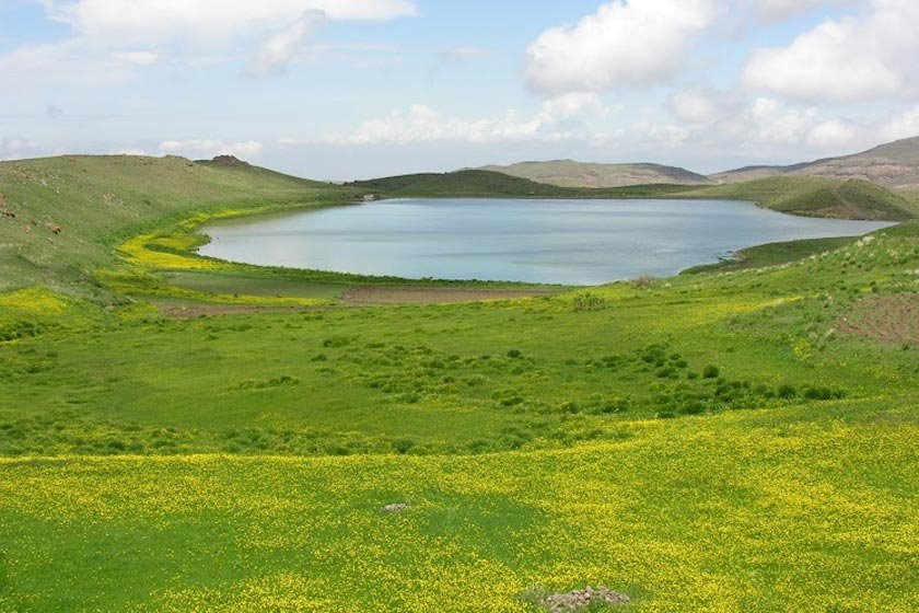 نئور دریاچه نئور اردبیل گردشگری میراث فرهنگی
