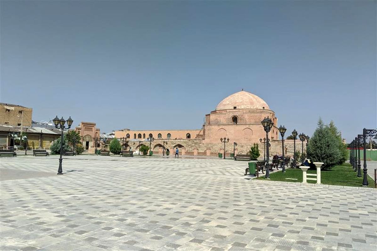 دروازه‌های تاریخی میدان امام ارومیه میراث فرهنگی بنای تاریخی