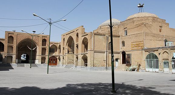 مسجد سرخ ساوه میراث فرهنگی بنای تاریخی استان مرکزی مسجد تاریخی