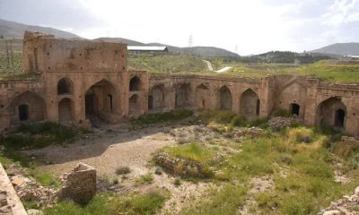کاروانسرای چنارراهدار در محدودۀ شهری شیراز استان فارس میراث فرهنگی بنای تاریخی