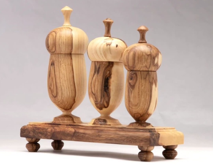 هنرمندان صنایع‌دستی لرستان صنایع دستی چوبی هنرهای سنتی چوب