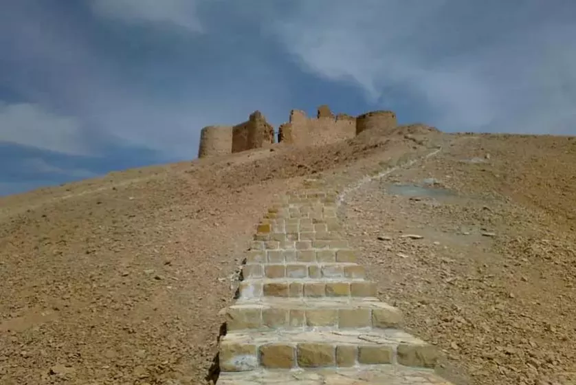 قلعه تاریخی جلال الدین گرمه جاجرم خراسان شمالی