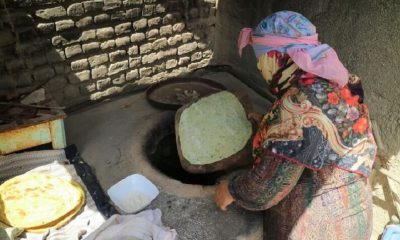 مهارت پخت نان علفی آیین آماج و کماج خراسان شمالی